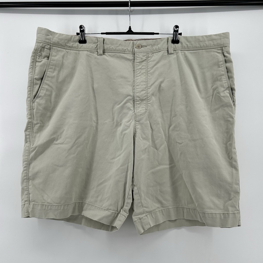 Tommy Bahama Chino Shorts Mens 44 Beige Flat Front Casual Beach Resort